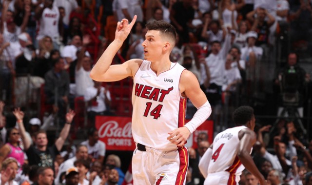 xingkongsports-热火遭猛龙三杀锁定附加赛，希罗里程碑变里程悲！巴恩斯25+8+5|阿德巴约|布兰登-英格拉姆|巴姆-阿德巴约|斯科蒂-巴恩斯|哈里森-巴恩斯_新浪体育_新浪新闻