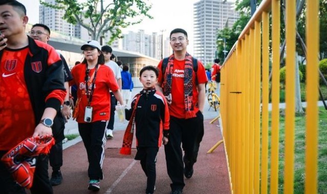xingkongsports-只是一场足球赛，为何价值高达 1.35 亿元！？